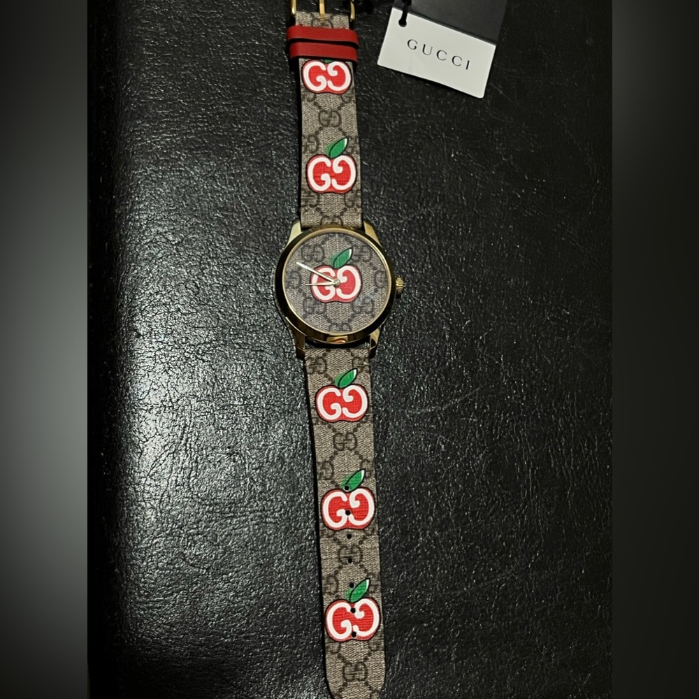 Gucci G-Timeless